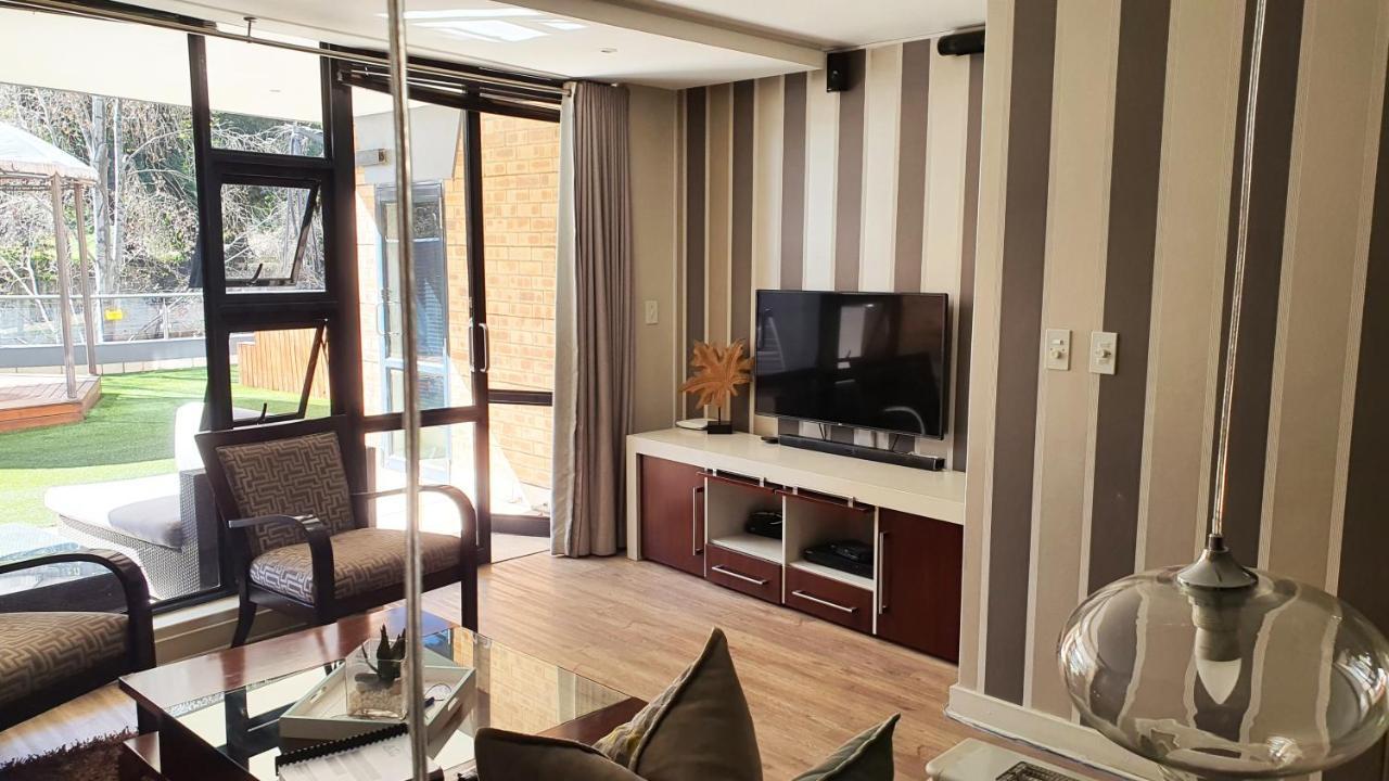 Zuri Residences At Ten Degrees Johannesbourg Extérieur photo