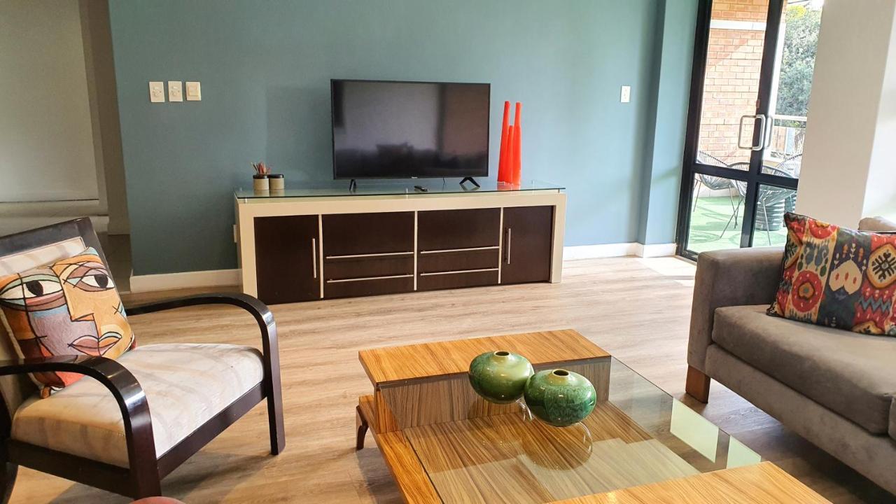 Zuri Residences At Ten Degrees Johannesbourg Extérieur photo