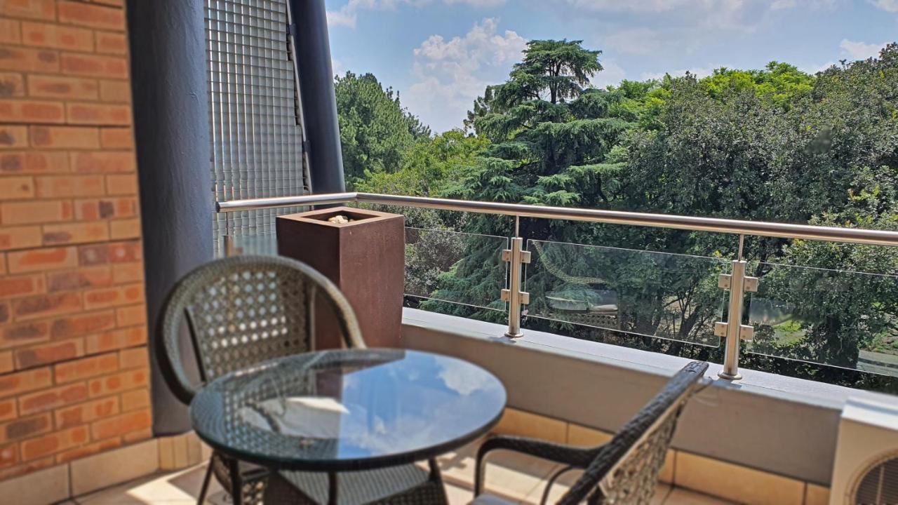 Zuri Residences At Ten Degrees Johannesbourg Extérieur photo